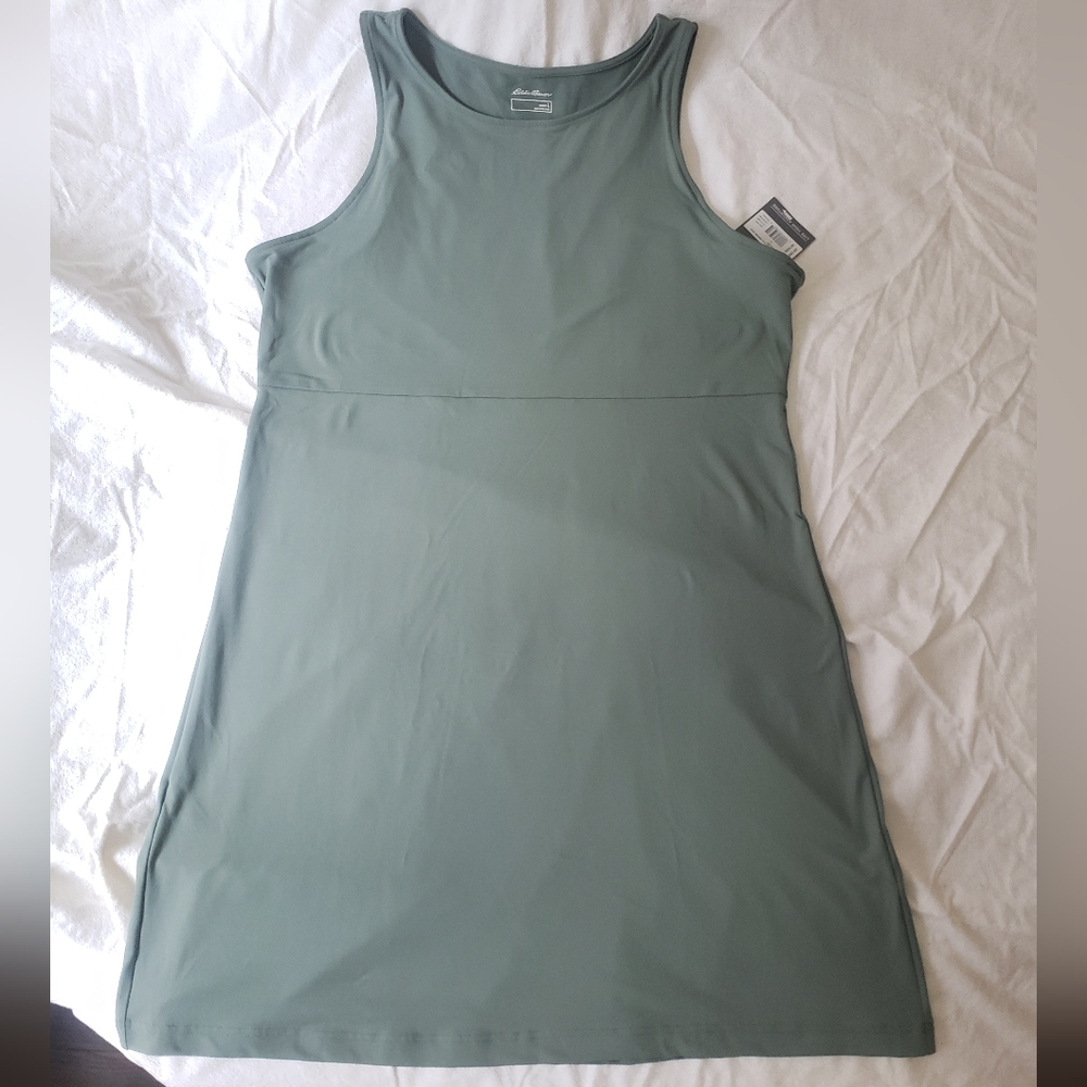 NWT Green sleeveless athleisure dress